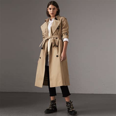 burberry trench coat dam|longest Burberry trench coat.